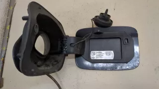 8U0809906,8U0809907 Лючок бензобака черный Audi Q3 1 Арт 20227252, вид 4