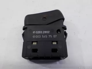 0035457507 Mercedes Benz Кнопка подогрева сидений Mercedes G W461/463 Арт E36166276, вид 4