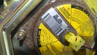 4513052011B0 Подушка безопасности водителя Toyota Yaris 1 Арт 20230739, вид 3