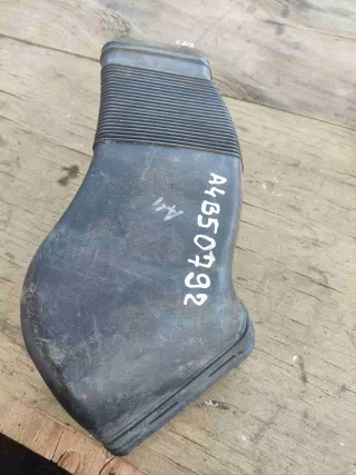8D0129617E Патрубок воздушного фильтра   Audi A4 B5 Арт A4B50792, вид 2