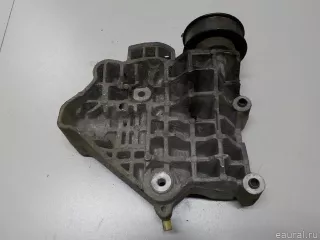 YLU500171 Land Rover Кронштейн генератора Land Rover Discovery 3 Арт E50188057