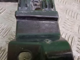 863802JBA0, 863552JAA0, 8 Кронштейн решетки радиатора нижний Kia Mohave Арт ARM366364, вид 7