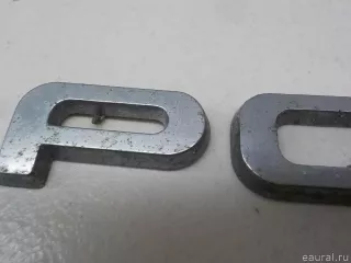 LR048870 Land Rover Эмблема на крышку багажника Land Rover Range Rover Sport 2 restailing Арт E52362531, вид 3