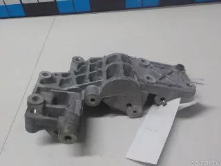 04891592AA Chrysler Кронштейн генератора Mitsubishi ASX restailing 2 Арт E50346973, вид 5