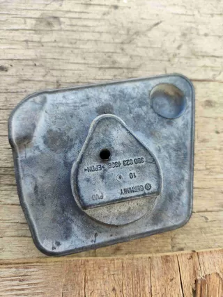 3B0823433c Отбойник капота   Volkswagen Passat B5 Арт B50964, вид 2