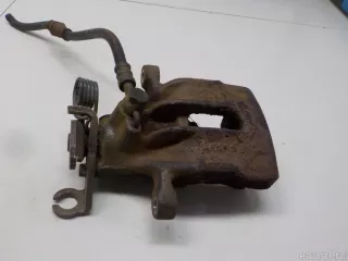 MR955246 Mitsubishi Суппорт тормозной задний правый Volvo S40 1 Арт E52528063, вид 5