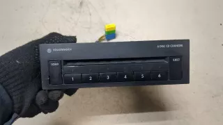 3B7035110 CD чейнджер Volkswagen Bora Арт 8692697, вид 1