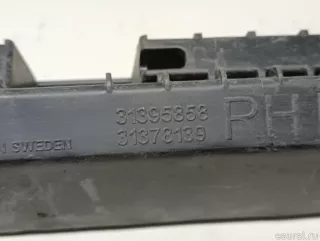 31395858 Volvo Кронштейн накладки на порог (наружней) Volvo XC90 2 Арт E103008088, вид 17
