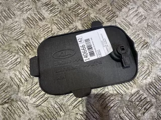 85740D5000 Заглушка обшивки багажника правая Kia Optima 4 Арт MA140666, вид 3