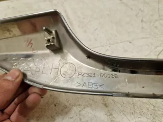 PZ32160132, PZ321-60132 Молдинг бампера Toyota Land Cruiser Prado 150 Арт DN196821, вид 9