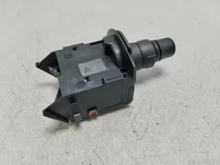 7701060396 Renault Переключатель поворотов подрулевой Renault Scenic 2 Арт E90413545, вид 2