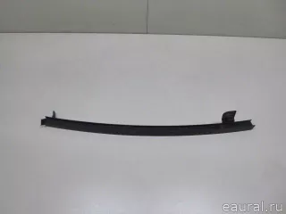 8200325383 Renault Направляющая стекла двери Renault Megane 2 Арт E22566246