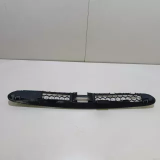 8200050533 Renault Заглушка (решетка) в бампер передний Renault Symbol 2 Арт E23653519, вид 6