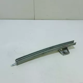 6001550758 Renault Направляющая стекла Renault Logan 2 Арт E23713508