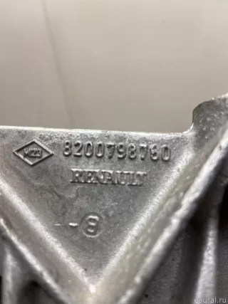 8200798760 Renault Кронштейн двигателя Renault Trafic 2 Арт E40108488, вид 5