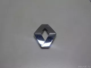 908890016R Renault Эмблема на крышку багажника Renault Fluence  Арт E51970785, вид 1