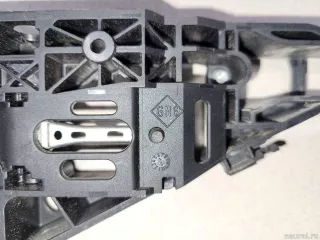 806077201R Renault Кронштейн (крепление) Lada X-RAY Арт E23670739, вид 5
