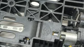 806060282R Renault Кронштейн (крепление) Lada X-RAY Арт E103070615, вид 8