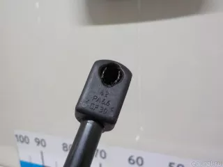 8L8Z7842104A Ford Амортизатор стекла багажника Ford Escape 1 Арт E84260975, вид 5