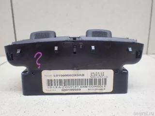 1WJ22DX9AB Chrysler Дефлектор обдува салона Chrysler 300C 3 Арт E95613352, вид 6