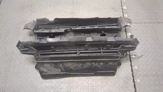 CJ548475XA Решетка радиатора Ford Escape 3 Арт 20267116