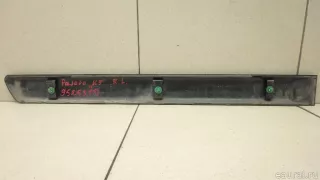 MR643302 Mitsubishi Молдинг задней левой двери Mitsubishi Monter 4 Арт E95253113, вид 2