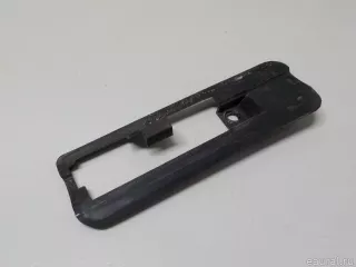 MR511702 Mitsubishi Накладка крепл. рейлинга задняя правая Mitsubishi Monter 4 Арт E52180634, вид 1