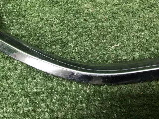 57A853761AF9R Молдинг решетки радиатора Skoda Karoq Арт 0000007463198, вид 15
