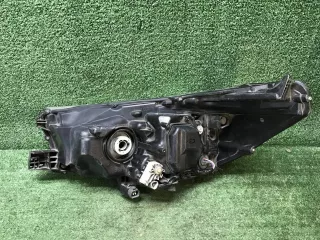 811100K732 Битая Фара правая Toyota Hilux 8 Арт 0000007552038, вид 2