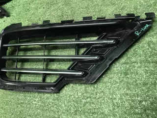 7P6854662D041 Решетка перед бампера Volkswagen Touareg 2 Арт 0000007626890, вид 3