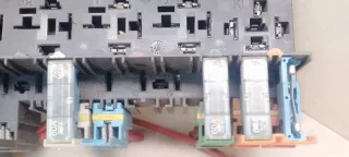 7703297986A,7703497782B Блок предохранителей Renault Megane 1 Арт 2099766, вид 6