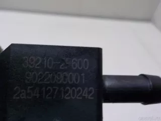 Датчик давления выхлопных газов Kia Sorento 3 restailing 2011г. 392102F600 Hyundai-Kia - Фото 6