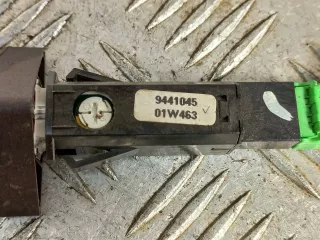 9441045 Кнопка аварийной сигнализации Volvo V70 2 Арт AG1101045, вид 3
