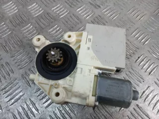 7M5T-14B533CD моторчик стеклоподъемника передний правый Ford Focus 2 restailing Арт AG1107520, вид 3