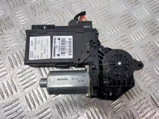 8E0959802A моторчик стеклоподъемника задний правый Audi A4 B6 Арт AG1097846, вид 1