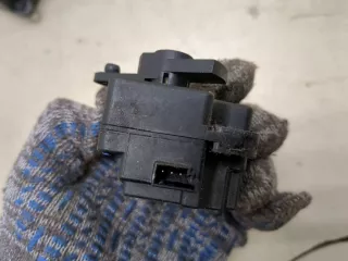 30676510 Моторчик заслонки печки Volvo XC90 1 restailing Арт 20281340, вид 3