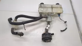 20896051 Трубка охлаждающей жидкости металлическая Chevrolet Volt Арт 11342959, вид 2