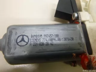 2218202842 Mercedes Benz Моторчик стеклоподъемника Mercedes S W221 Арт E22246721, вид 3