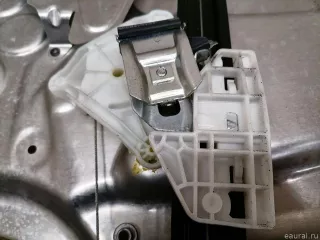 2047300779 Mercedes Benz Стеклоподъемник электр. задний левый Mercedes C W204 Арт E22595747, вид 2
