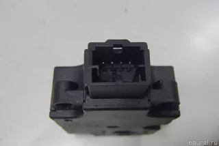 2469064400 Mercedes Benz Моторчик заслонки печки Mercedes CLA c117 Арт E52512229, вид 3