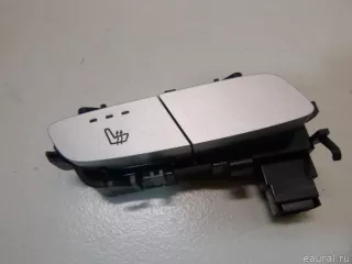 20590500047N49 Mercedes Benz Кнопка обогрева сидений Mercedes C W205 Арт E5803216, вид 1