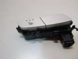 20590500047N49 Mercedes Benz Кнопка обогрева сидений Mercedes C W205 Арт E5803216, вид 2