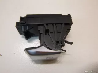 2059056603 Mercedes Benz Кнопка фиксатора стояночного тормоза Mercedes C W205 Арт E5805059, вид 3