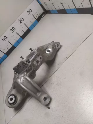 2123502208 Mercedes Benz Кулак задний правый Mercedes CLS C218 Арт E90292071, вид 2