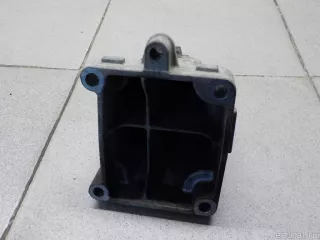 2712232304 Mercedes Benz Кронштейн двигателя правый Mercedes C W204 Арт E30625386, вид 3