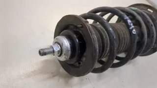 485200D300,481310DB90 Амортизатор передний левый Toyota Yaris 3 Арт 20292108, вид 2