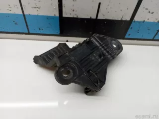 6Q0820771B VAG Кронштейн компрессора кондиционера Audi A1 Арт E90437042, вид 2