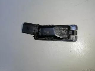 1K8943021 VAG Подсветка номера Volkswagen Golf 7 Арт E23362325, вид 3