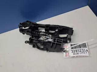 51217187228 Кронштейн ручки двери правой BMW 7 F01/F02 Арт Z349590, вид 1