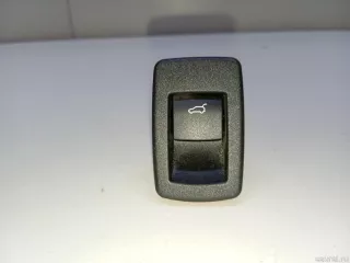 61319299447 BMW Кнопка открывания багажника BMW 2 F45/F46 Арт E23578685